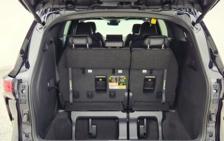Toyota Sienna, 2026 год, 11 015 611 рублей, 22 фотография