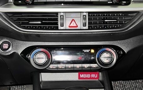 KIA K3, 2019 год, 1 975 000 рублей, 9 фотография