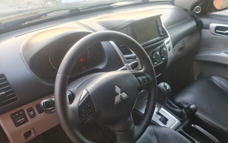 Mitsubishi Pajero Sport II рестайлинг, 2010 год, 1 280 000 рублей, 7 фотография