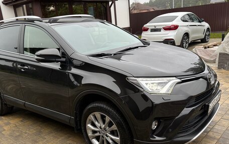 Toyota RAV4, 2015 год, 2 800 000 рублей, 12 фотография