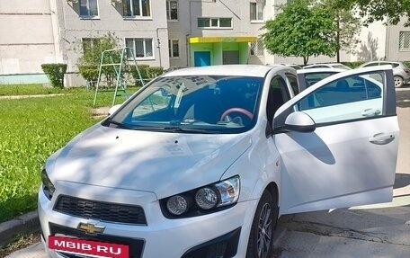 Chevrolet Aveo III, 2012 год, 670 000 рублей, 3 фотография