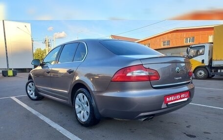 Skoda Superb III рестайлинг, 2012 год, 810 000 рублей, 2 фотография