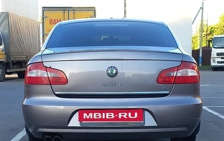 Skoda Superb III рестайлинг, 2012 год, 810 000 рублей, 3 фотография