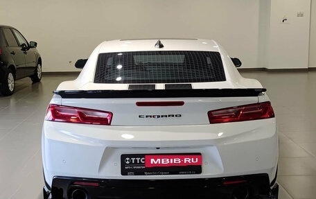 Chevrolet Camaro VI, 2016 год, 2 840 000 рублей, 7 фотография