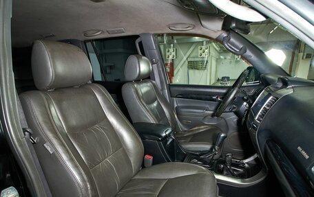 Toyota Land Cruiser Prado 120 рестайлинг, 2008 год, 2 629 000 рублей, 14 фотография