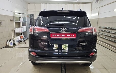 Toyota RAV4, 2017 год, 2 100 000 рублей, 6 фотография
