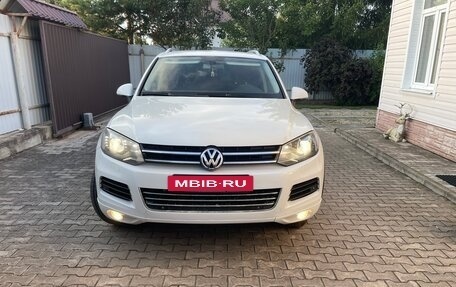 Volkswagen Touareg III, 2014 год, 2 350 000 рублей, 3 фотография