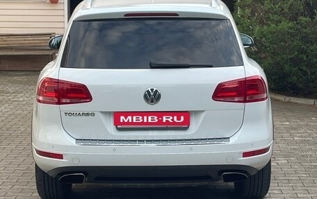 Volkswagen Touareg III, 2014 год, 2 350 000 рублей, 2 фотография