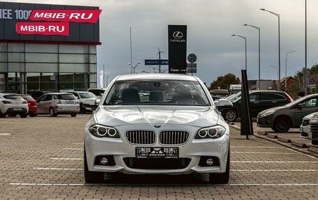BMW 5 серия, 2013 год, 1 735 000 рублей, 2 фотография
