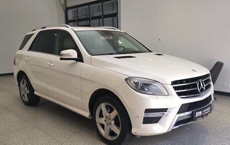 Mercedes-Benz M-Класс, 2013 год, 2 150 000 рублей, 3 фотография