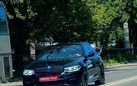 BMW 5 серия, 2019 год, 4 200 000 рублей, 1 фотография