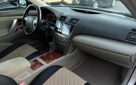 Toyota Camry, 2008 год, 1 050 000 рублей, 22 фотография