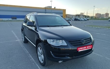 Volkswagen Touareg III, 2008 год, 1 100 000 рублей, 2 фотография