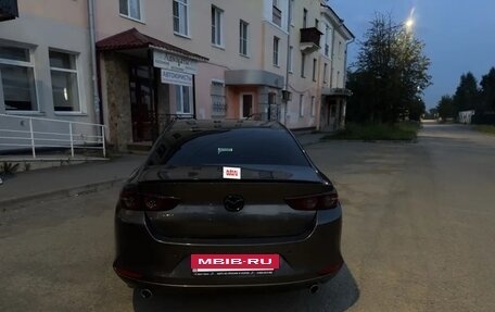 Mazda 3, 2019 год, 1 950 000 рублей, 2 фотография