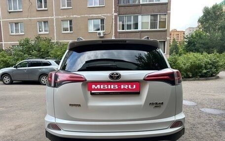 Toyota RAV4, 2019 год, 3 000 000 рублей, 7 фотография