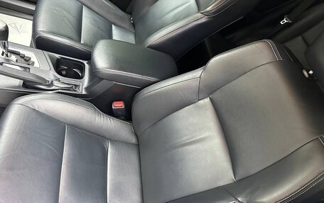 Toyota RAV4, 2019 год, 3 000 000 рублей, 21 фотография
