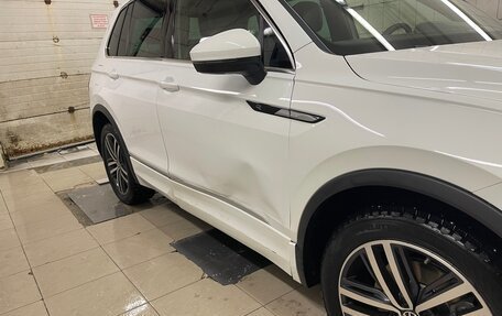 Volkswagen Tiguan II, 2021 год, 3 930 000 рублей, 13 фотография