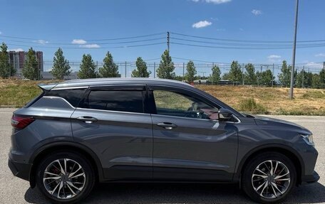 Geely Coolray I, 2022 год, 2 150 000 рублей, 2 фотография