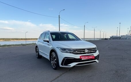 Volkswagen Tiguan II, 2021 год, 3 930 000 рублей, 3 фотография