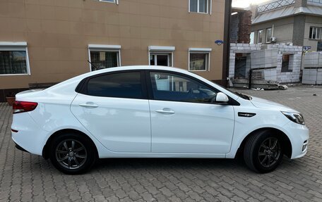 KIA Rio III рестайлинг, 2016 год, 1 000 000 рублей, 6 фотография