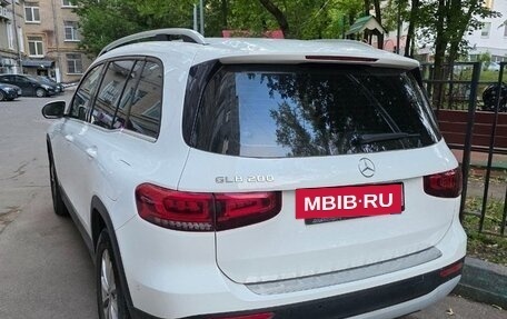 Mercedes-Benz GLB, 2020 год, 2 400 000 рублей, 2 фотография