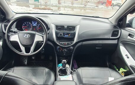 Hyundai Solaris II рестайлинг, 2012 год, 550 000 рублей, 4 фотография