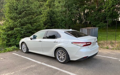 Toyota Camry, 2021 год, 3 250 000 рублей, 3 фотография