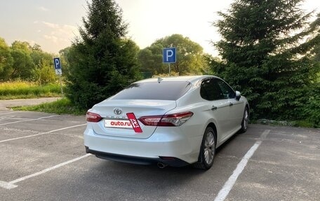 Toyota Camry, 2021 год, 3 250 000 рублей, 4 фотография
