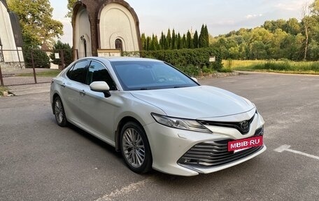 Toyota Camry, 2021 год, 3 250 000 рублей, 6 фотография