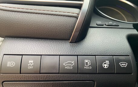 Toyota Camry, 2021 год, 3 250 000 рублей, 11 фотография
