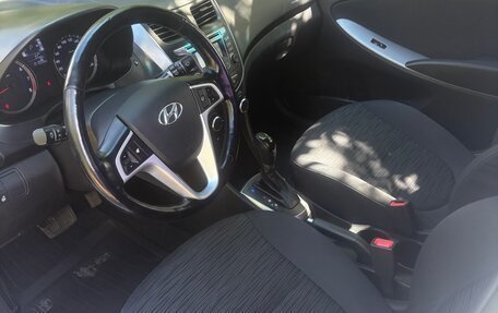 Hyundai Solaris II рестайлинг, 2014 год, 1 099 000 рублей, 13 фотография