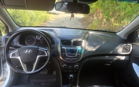 Hyundai Solaris II рестайлинг, 2014 год, 1 099 000 рублей, 14 фотография