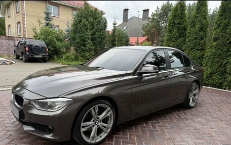 BMW 3 серия, 2014 год, 1 470 000 рублей, 16 фотография