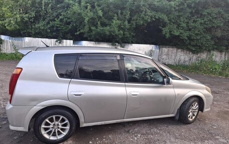 Toyota Opa I рестайлинг, 2002 год, 395 000 рублей, 7 фотография