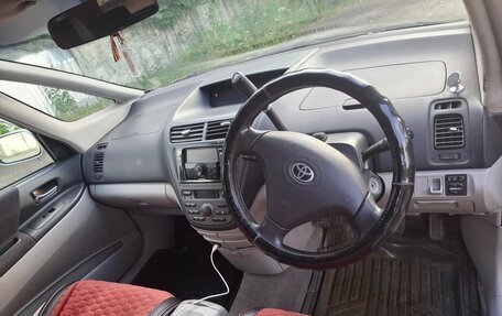 Toyota Opa I рестайлинг, 2002 год, 395 000 рублей, 8 фотография