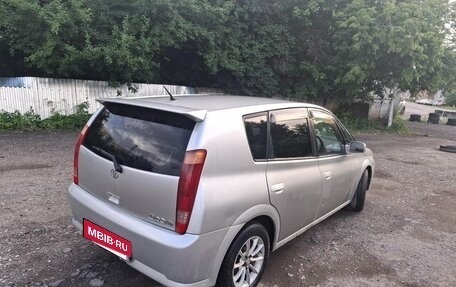 Toyota Opa I рестайлинг, 2002 год, 395 000 рублей, 3 фотография