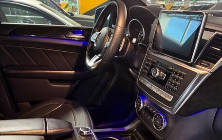 Mercedes-Benz GL-Класс, 2015 год, 3 500 000 рублей, 7 фотография