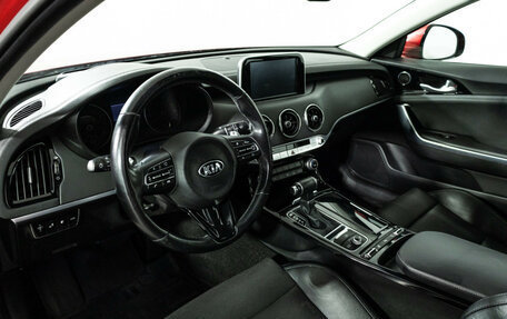 KIA Stinger I, 2018 год, 2 449 700 рублей, 12 фотография