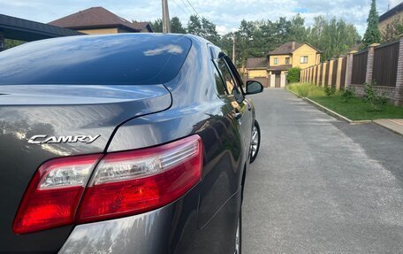 Toyota Camry, 2011 год, 1 020 000 рублей, 10 фотография