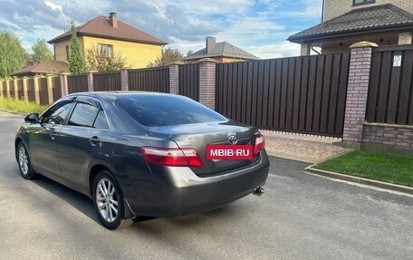 Toyota Camry, 2011 год, 1 020 000 рублей, 6 фотография
