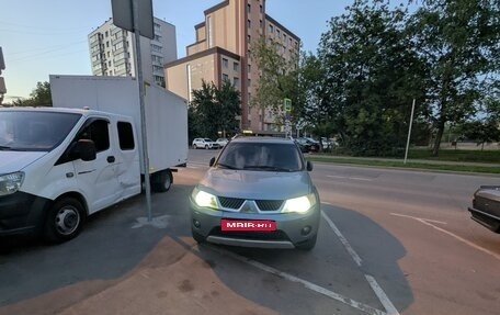 Mitsubishi Outlander III рестайлинг 3, 2007 год, 935 000 рублей, 1 фотография
