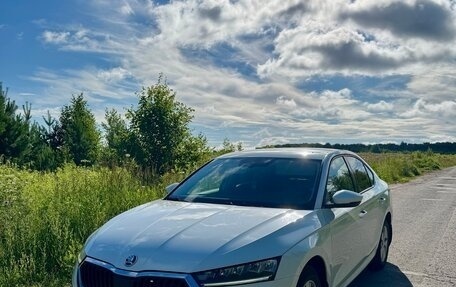 Skoda Octavia IV, 2021 год, 1 880 000 рублей, 1 фотография