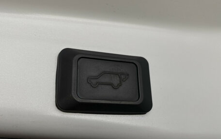 Toyota RAV4, 2022 год, 3 290 000 рублей, 15 фотография