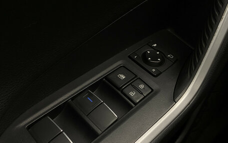 Toyota RAV4, 2022 год, 3 290 000 рублей, 17 фотография