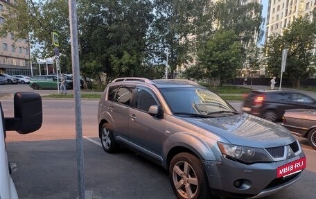 Mitsubishi Outlander III рестайлинг 3, 2007 год, 935 000 рублей, 8 фотография