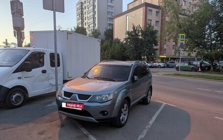 Mitsubishi Outlander III рестайлинг 3, 2007 год, 935 000 рублей, 11 фотография