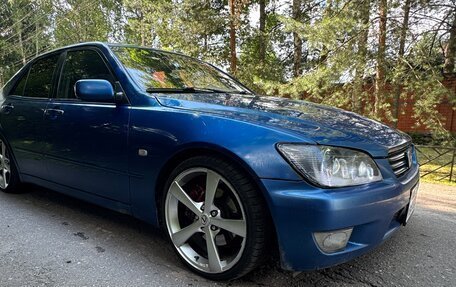 Lexus IS II рестайлинг 2, 1999 год, 599 999 рублей, 5 фотография