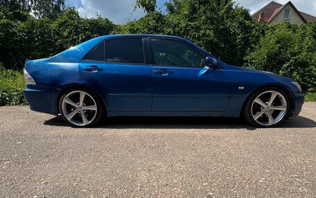 Lexus IS II рестайлинг 2, 1999 год, 599 999 рублей, 11 фотография