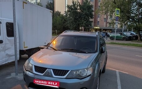 Mitsubishi Outlander III рестайлинг 3, 2007 год, 935 000 рублей, 12 фотография