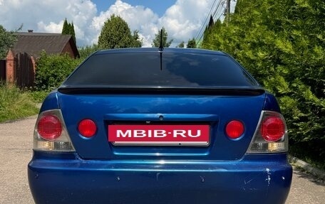 Lexus IS II рестайлинг 2, 1999 год, 599 999 рублей, 9 фотография